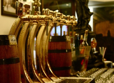 Cerveza en el Versalles